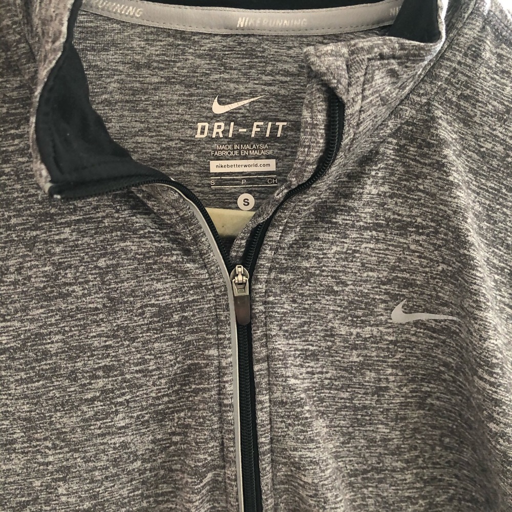 Nike dry fit